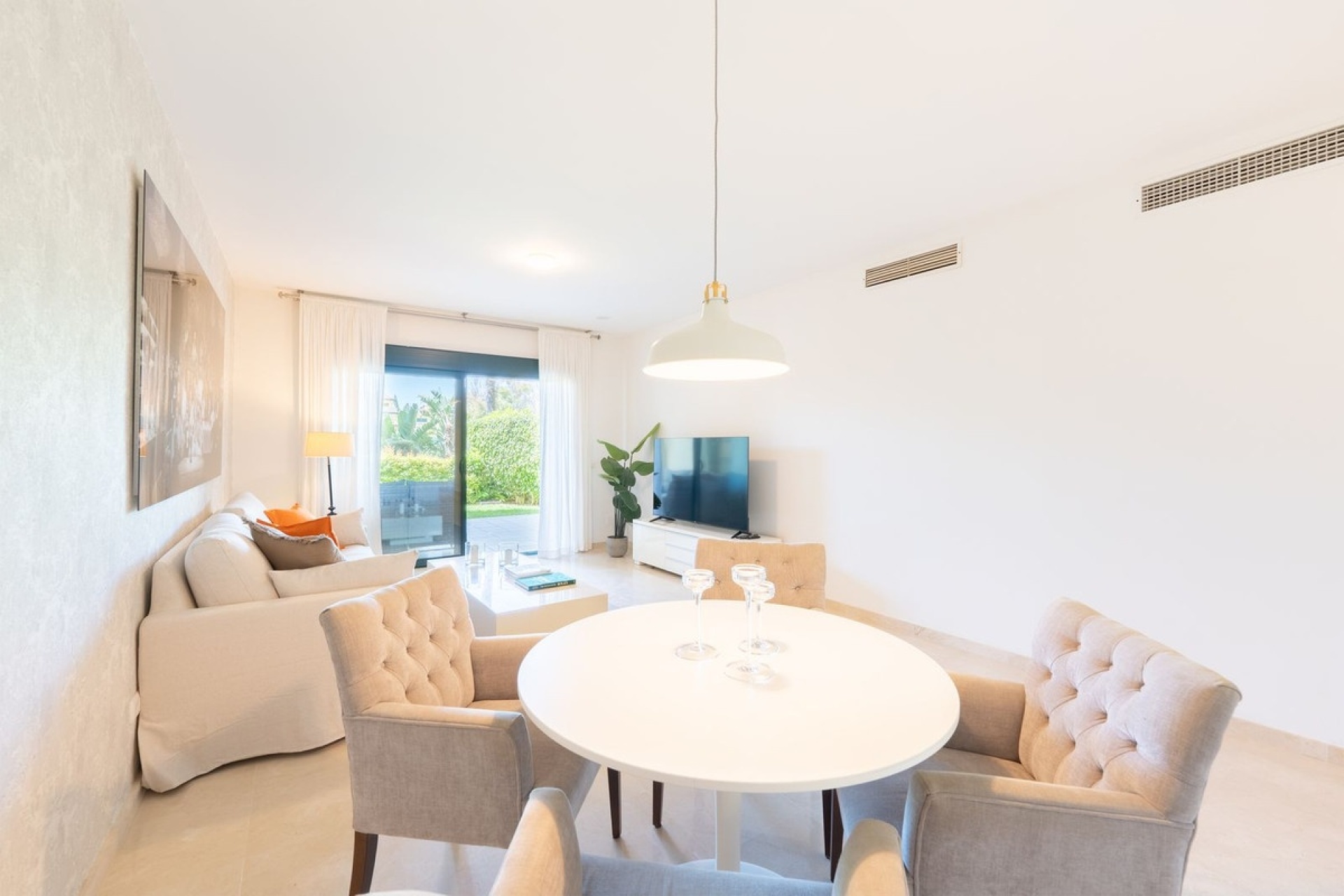 Wiederverkauf - apartment - Marbella - Guadalmina Alta