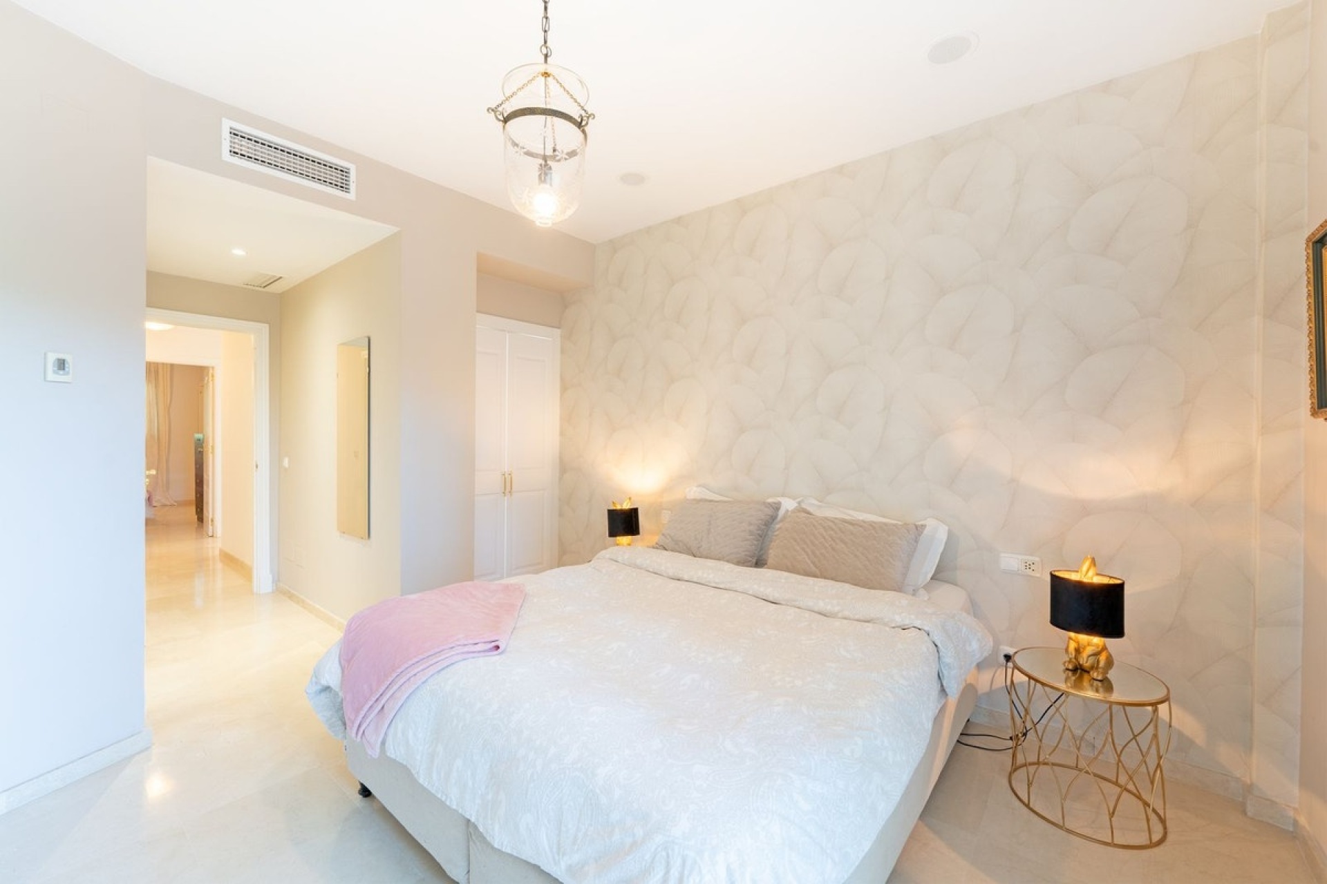 Wiederverkauf - apartment - Marbella - Guadalmina Alta