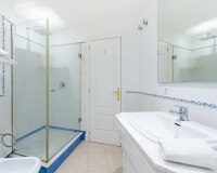 Wiederverkauf - apartment - Marbella - Guadalmina Alta
