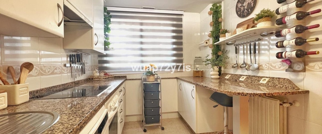 Wiederverkauf - apartment - Marbella - Guadalmina Alta