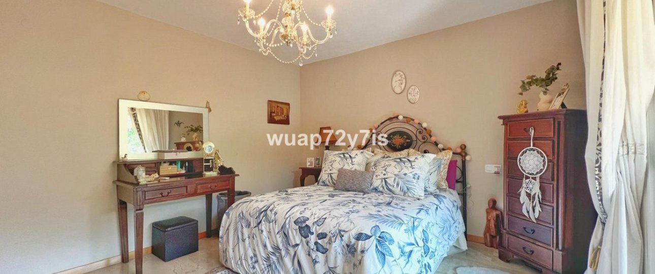 Wiederverkauf - apartment - Marbella - Guadalmina Alta