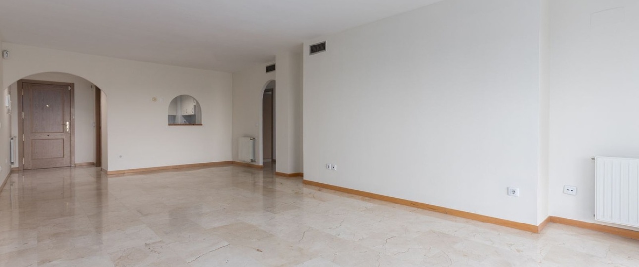 Wiederverkauf - apartment - Marbella - Guadalmina Alta