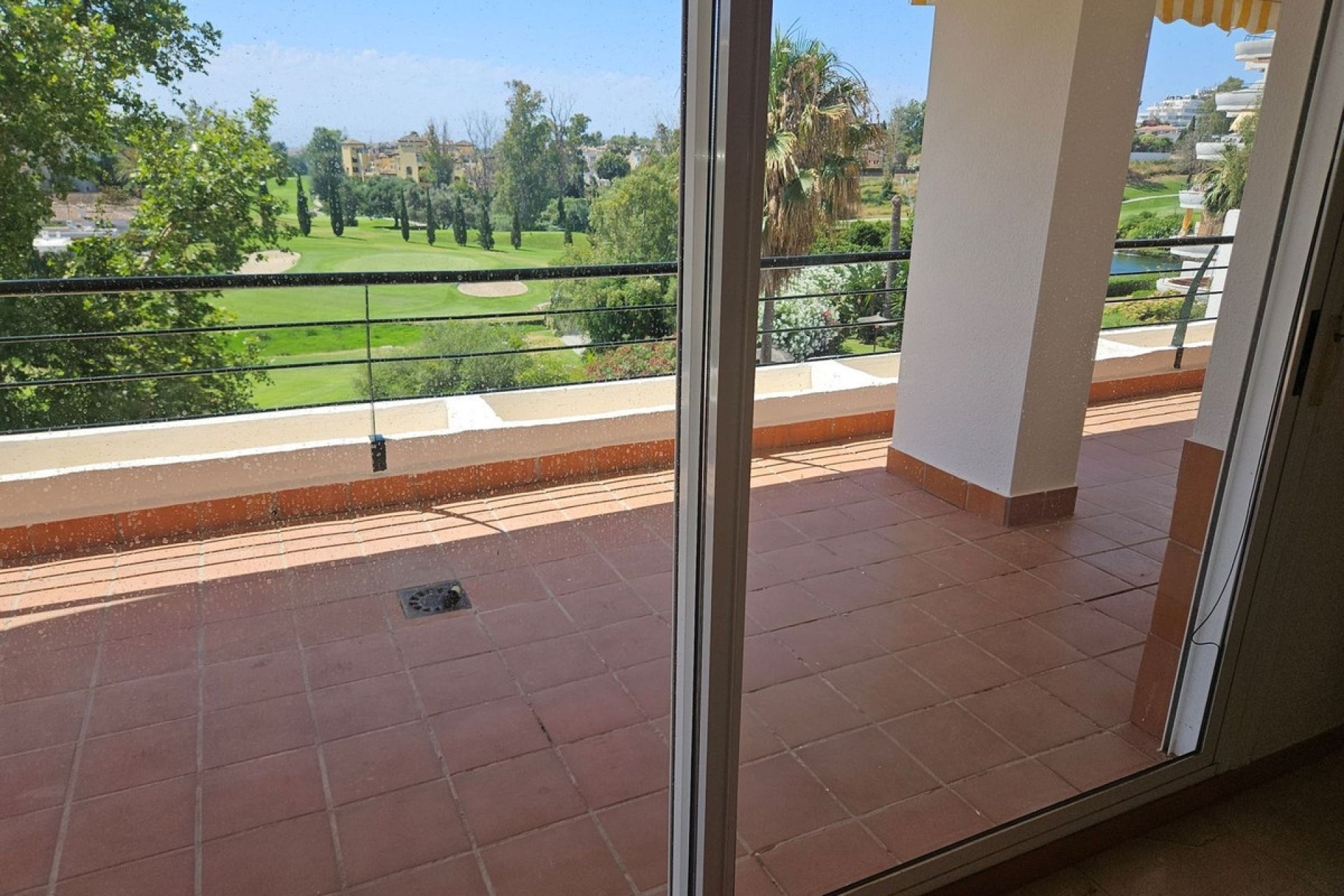 Wiederverkauf - apartment - Marbella - Guadalmina Alta