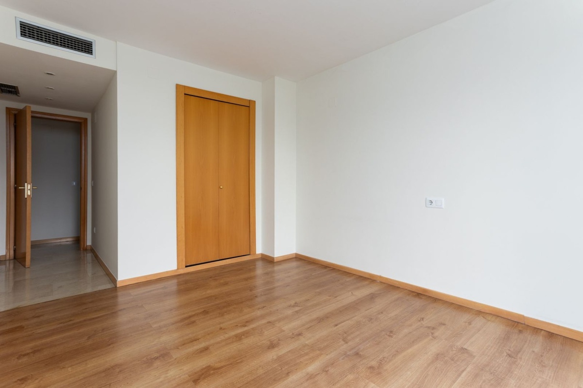 Wiederverkauf - apartment - Marbella - Guadalmina Alta