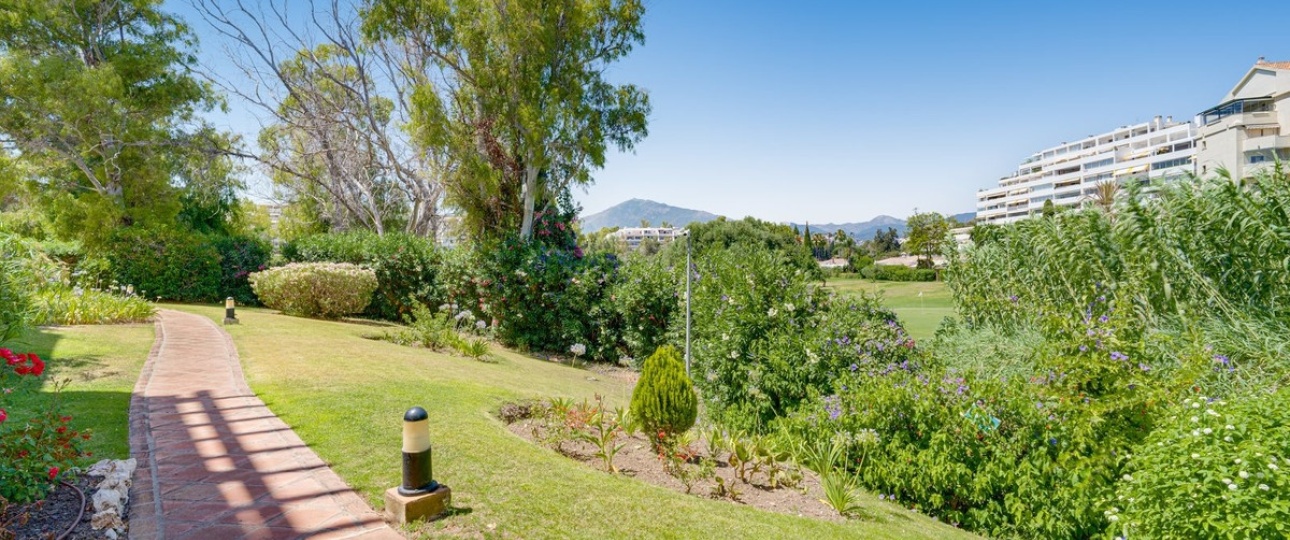 Wiederverkauf - apartment - Marbella - Guadalmina Alta