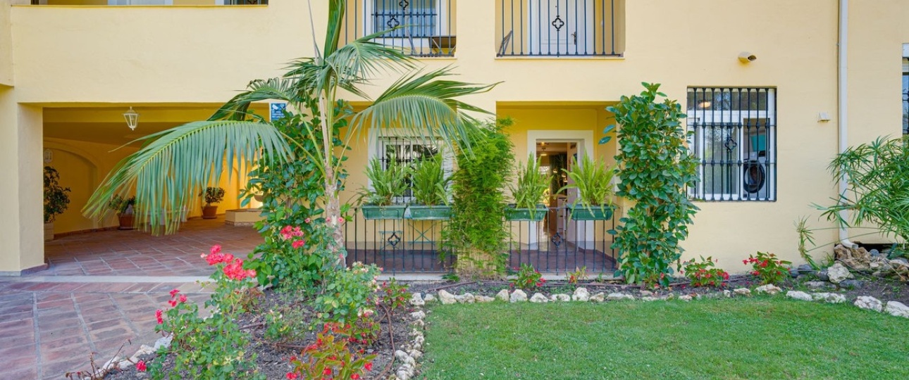 Wiederverkauf - apartment - Marbella - Guadalmina Alta