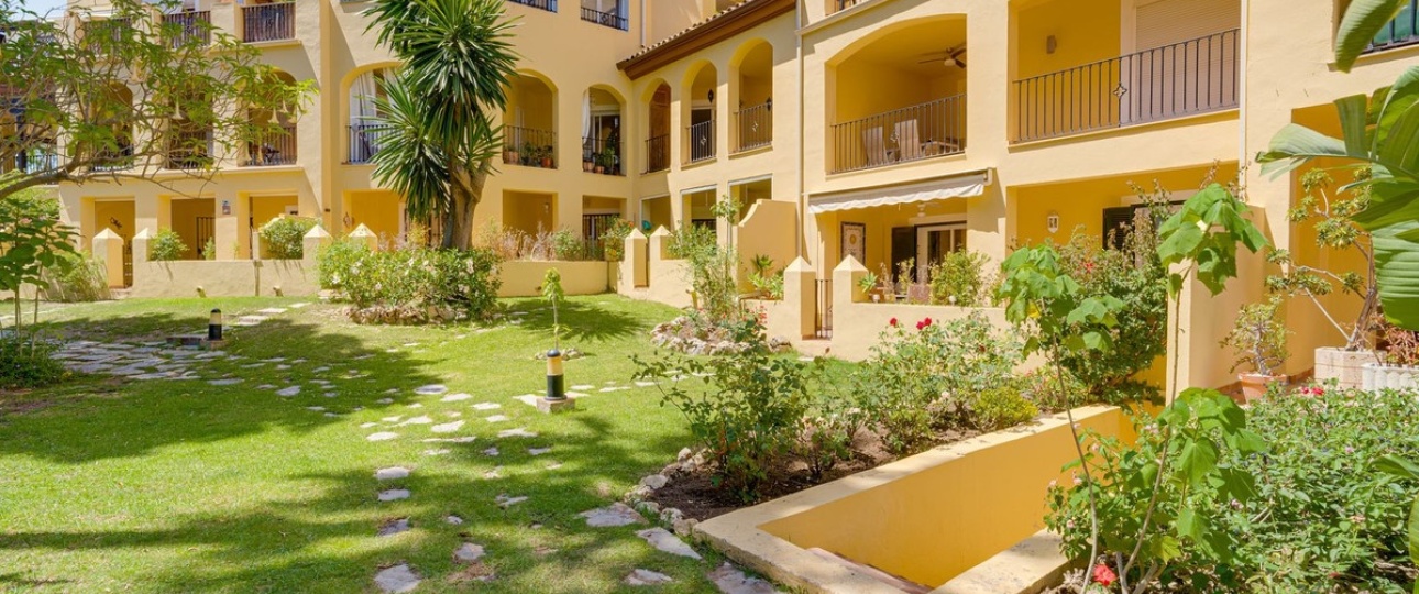Wiederverkauf - apartment - Marbella - Guadalmina Alta