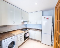 Wiederverkauf - apartment - Marbella - Guadalmina Alta