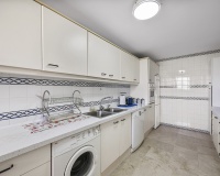 Wiederverkauf - apartment - Marbella - Guadalmina Alta