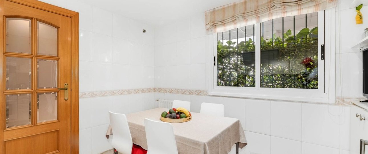 Wiederverkauf - apartment - Marbella - Guadalmina Alta
