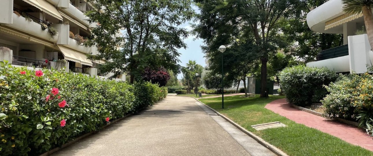 Wiederverkauf - apartment - Marbella - Guadalmina Alta