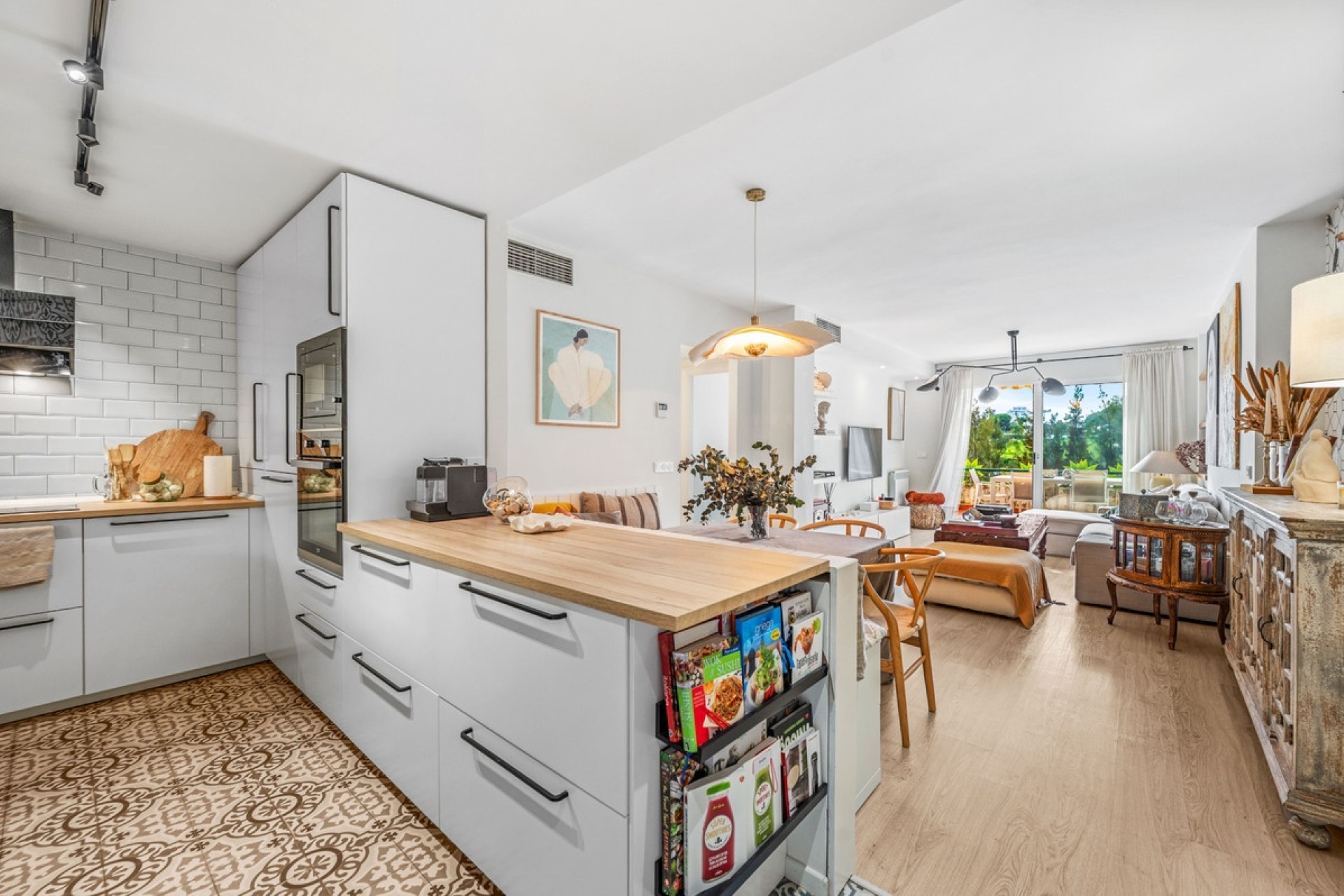 Wiederverkauf - apartment - Marbella - Guadalmina Alta