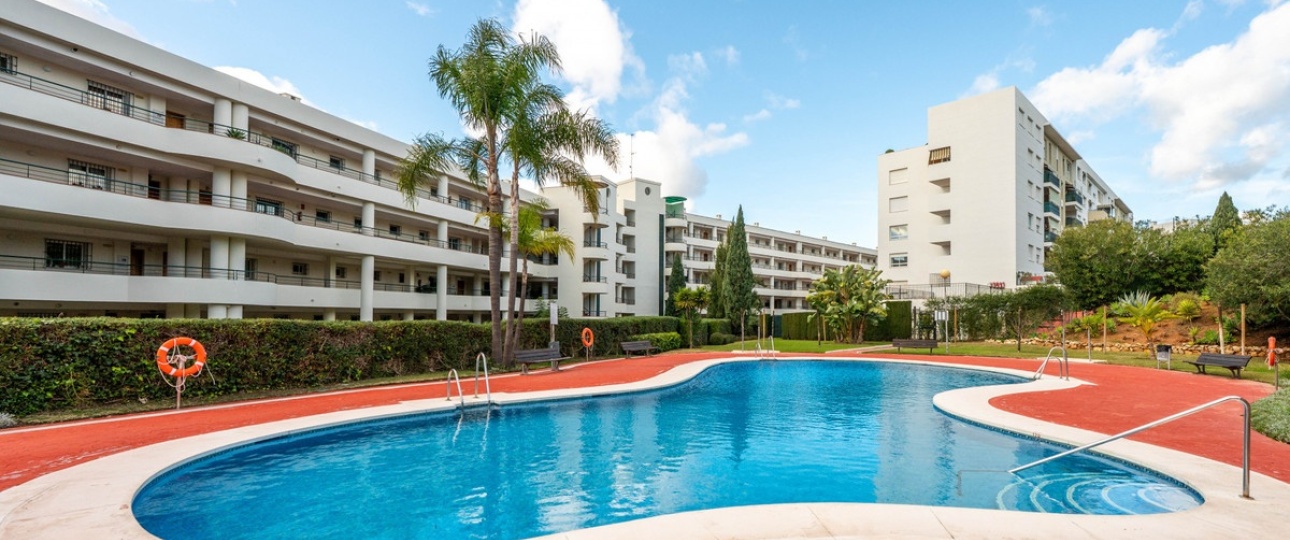 Wiederverkauf - apartment - Marbella - Guadalmina Alta