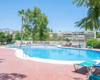 Wiederverkauf - apartment - Marbella - Guadalmina Alta