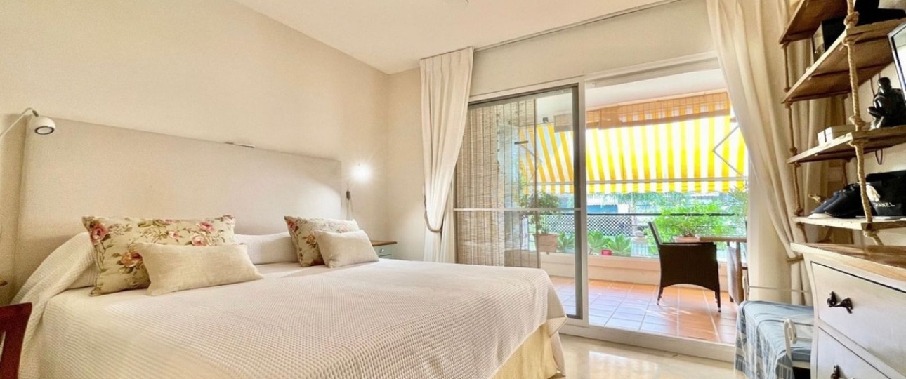 Wiederverkauf - apartment - Marbella - Guadalmina Alta