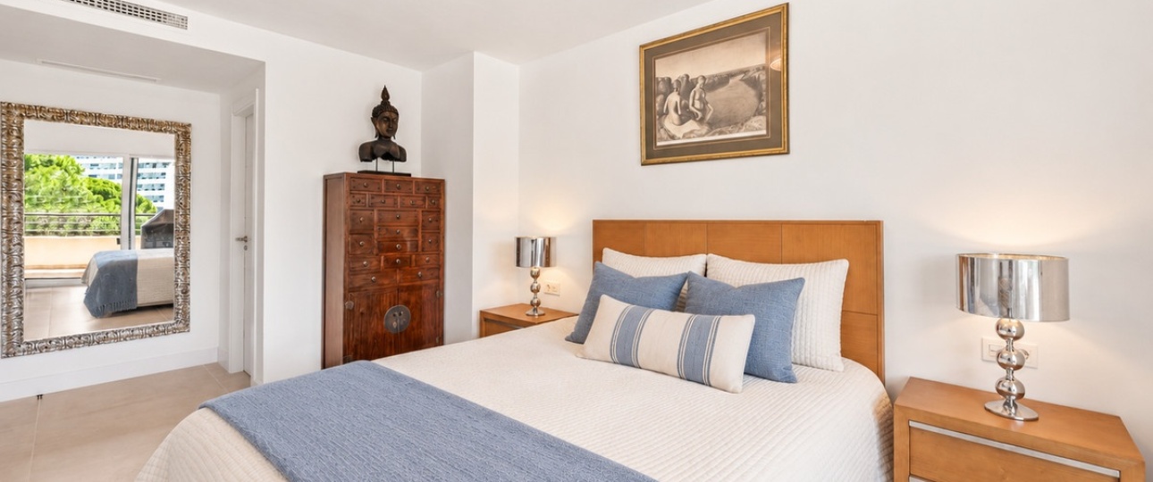 Wiederverkauf - apartment - Marbella - Guadalmina Alta