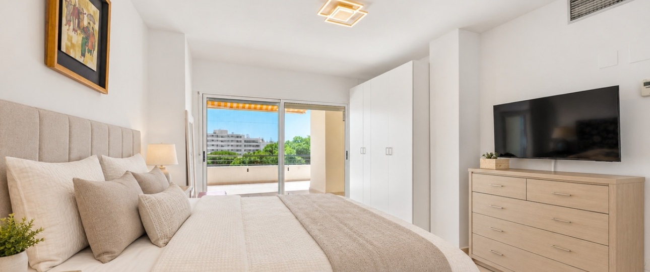 Wiederverkauf - apartment - Marbella - Guadalmina Alta