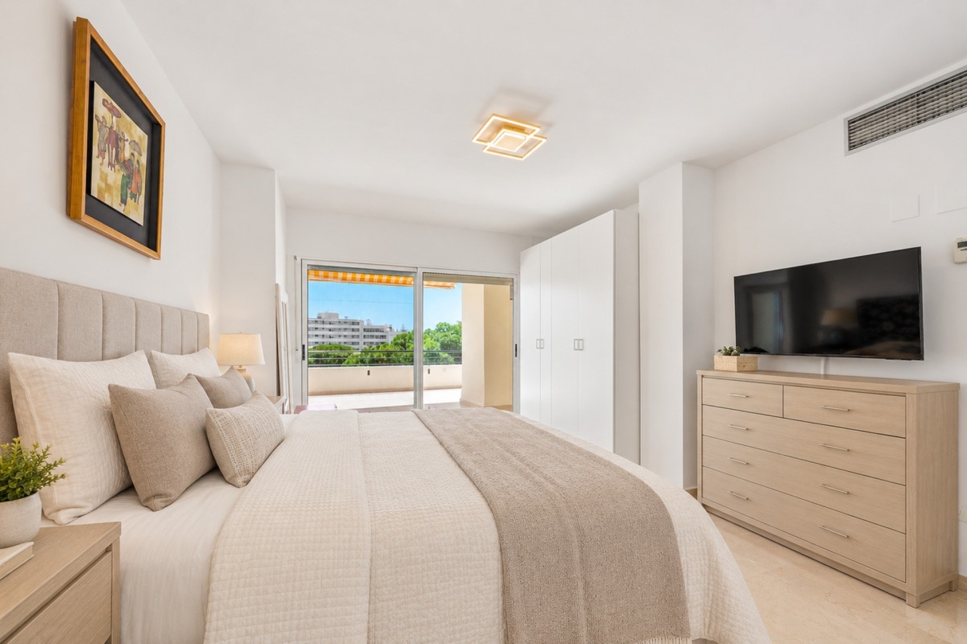 Wiederverkauf - apartment - Marbella - Guadalmina Alta