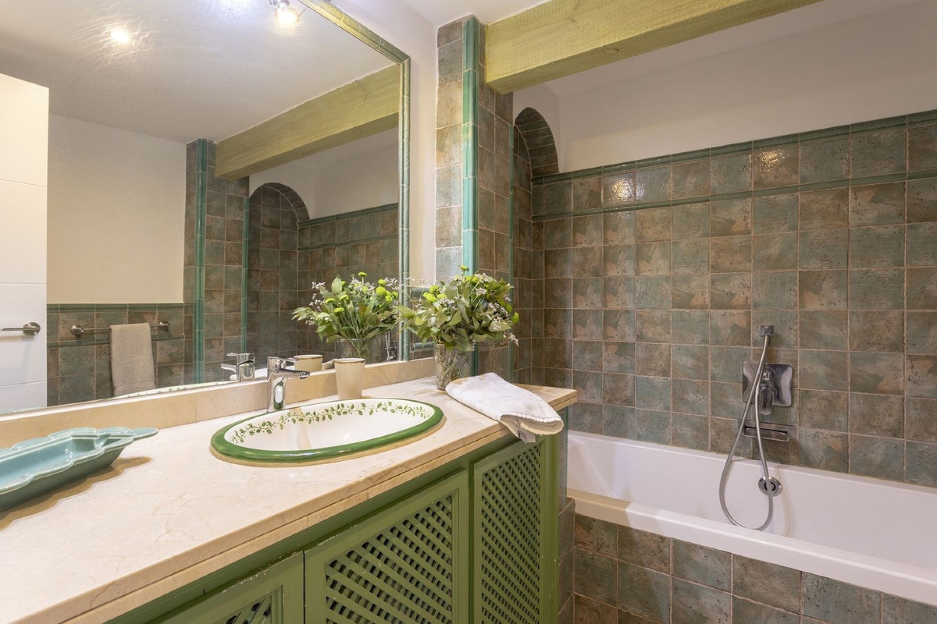 Wiederverkauf - apartment - Marbella - Guadalmina Alta