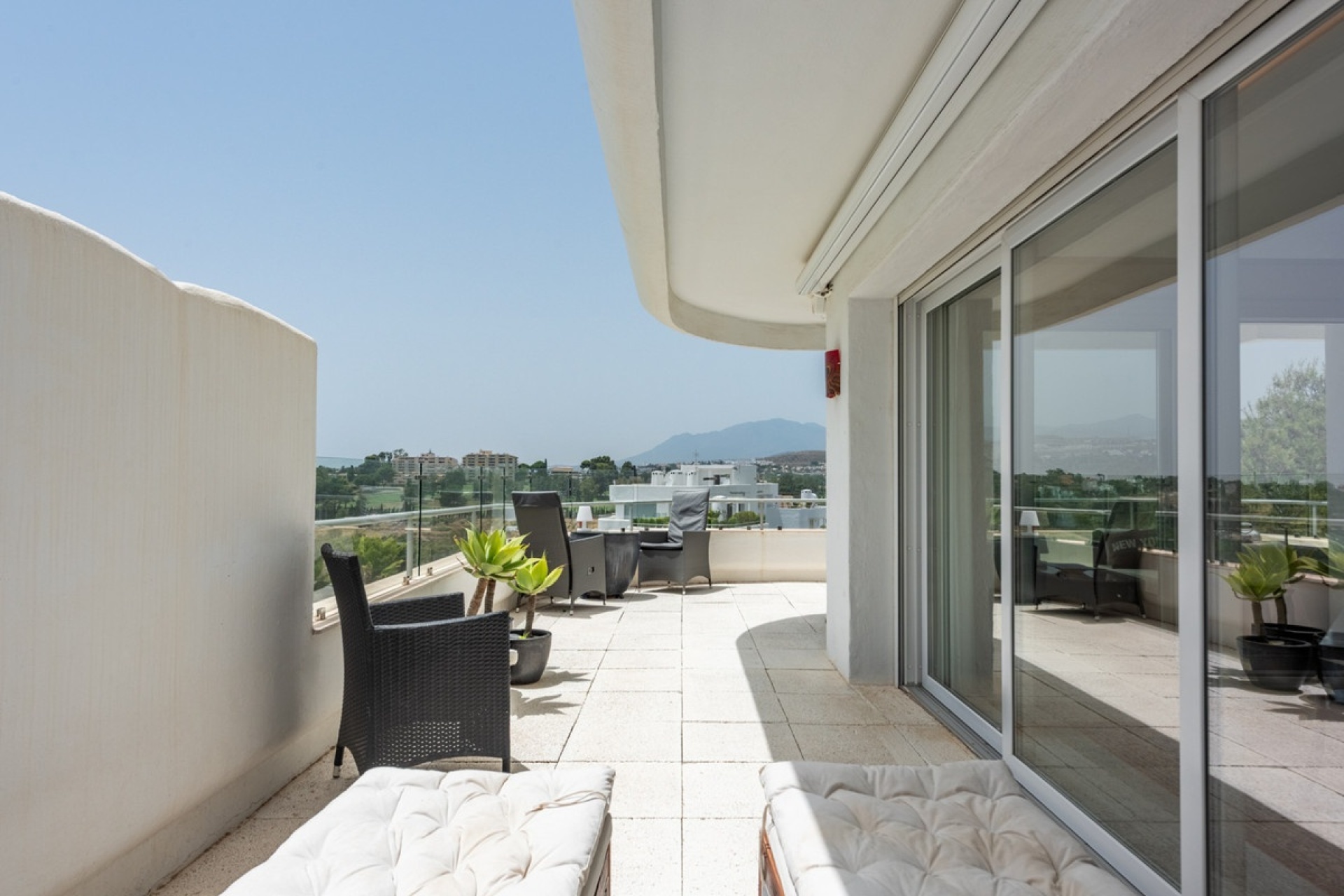 Wiederverkauf - apartment - Marbella - Guadalmina Alta