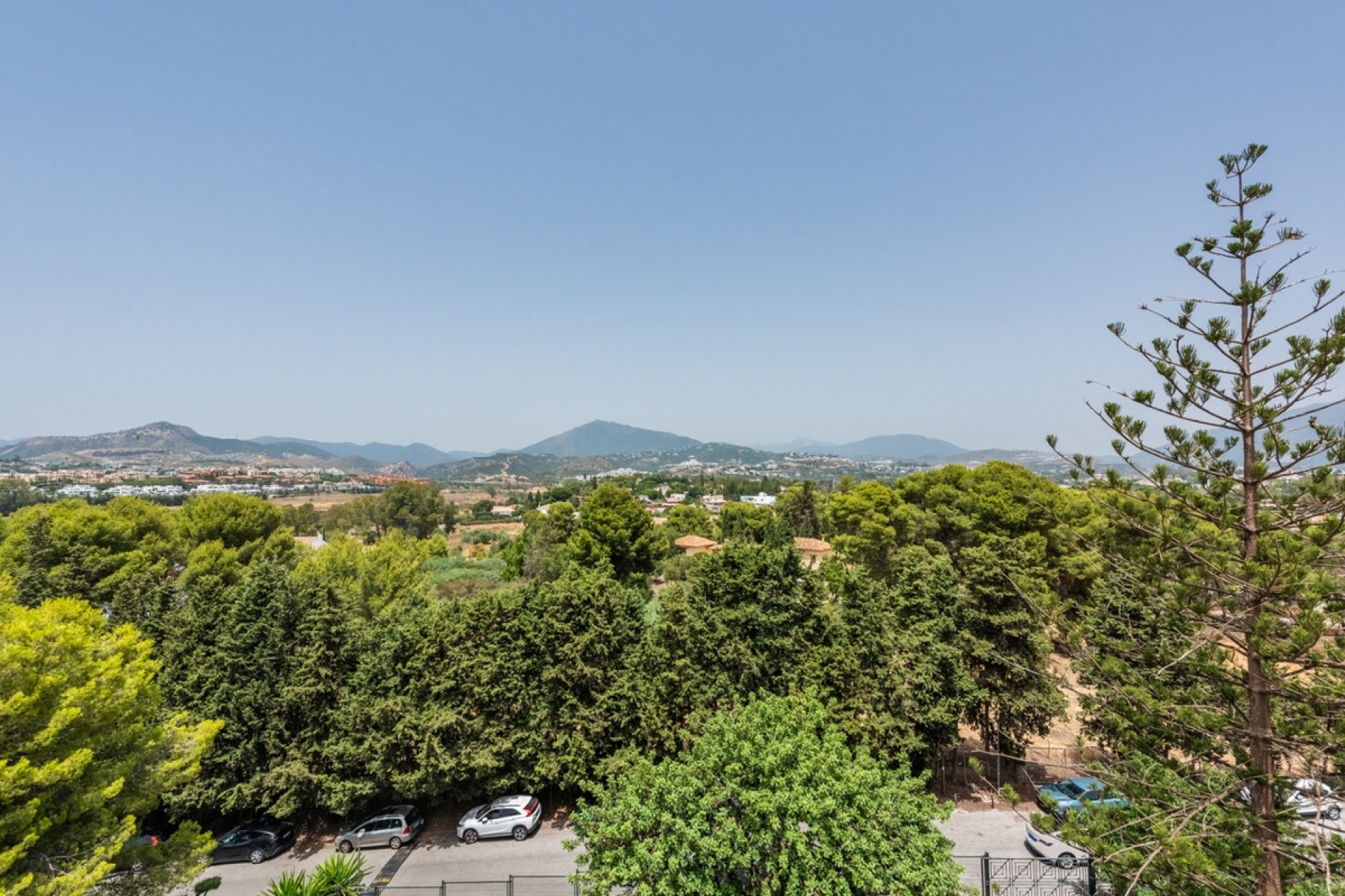 Wiederverkauf - apartment - Marbella - Guadalmina Alta