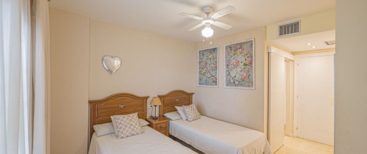 Wiederverkauf - apartment - Marbella - Guadalmina Alta