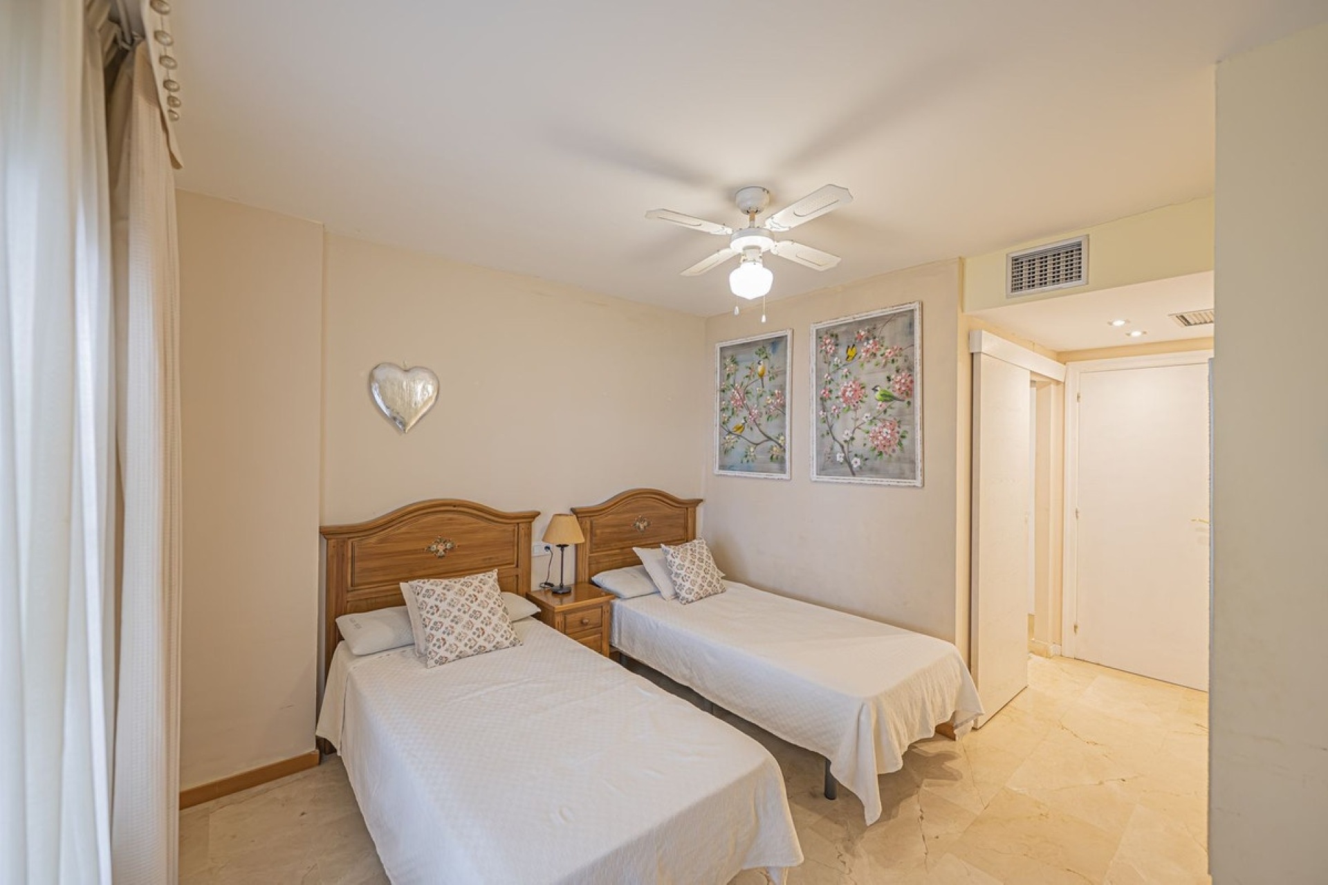 Wiederverkauf - apartment - Marbella - Guadalmina Alta