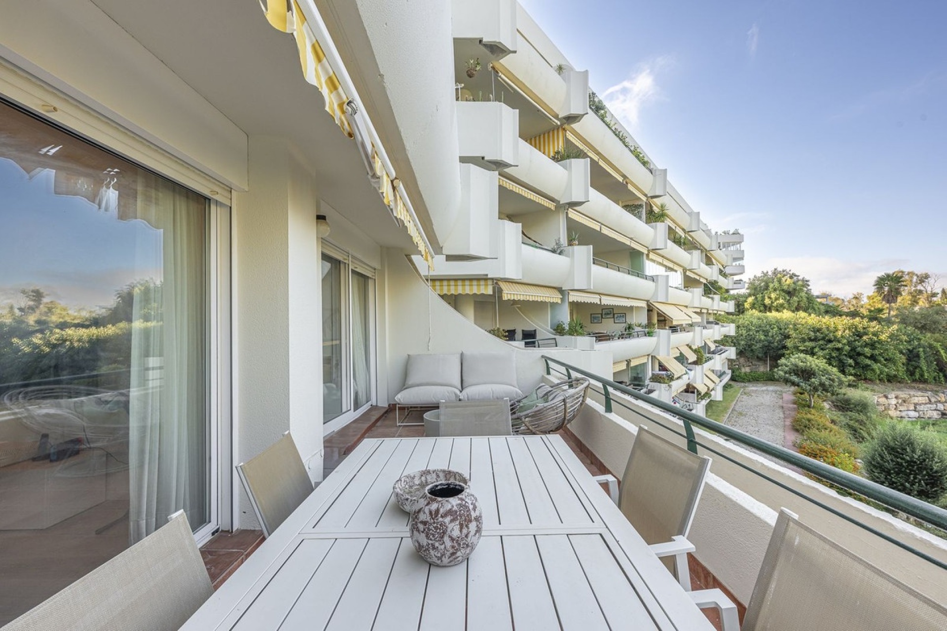 Wiederverkauf - apartment - Marbella - Guadalmina Alta
