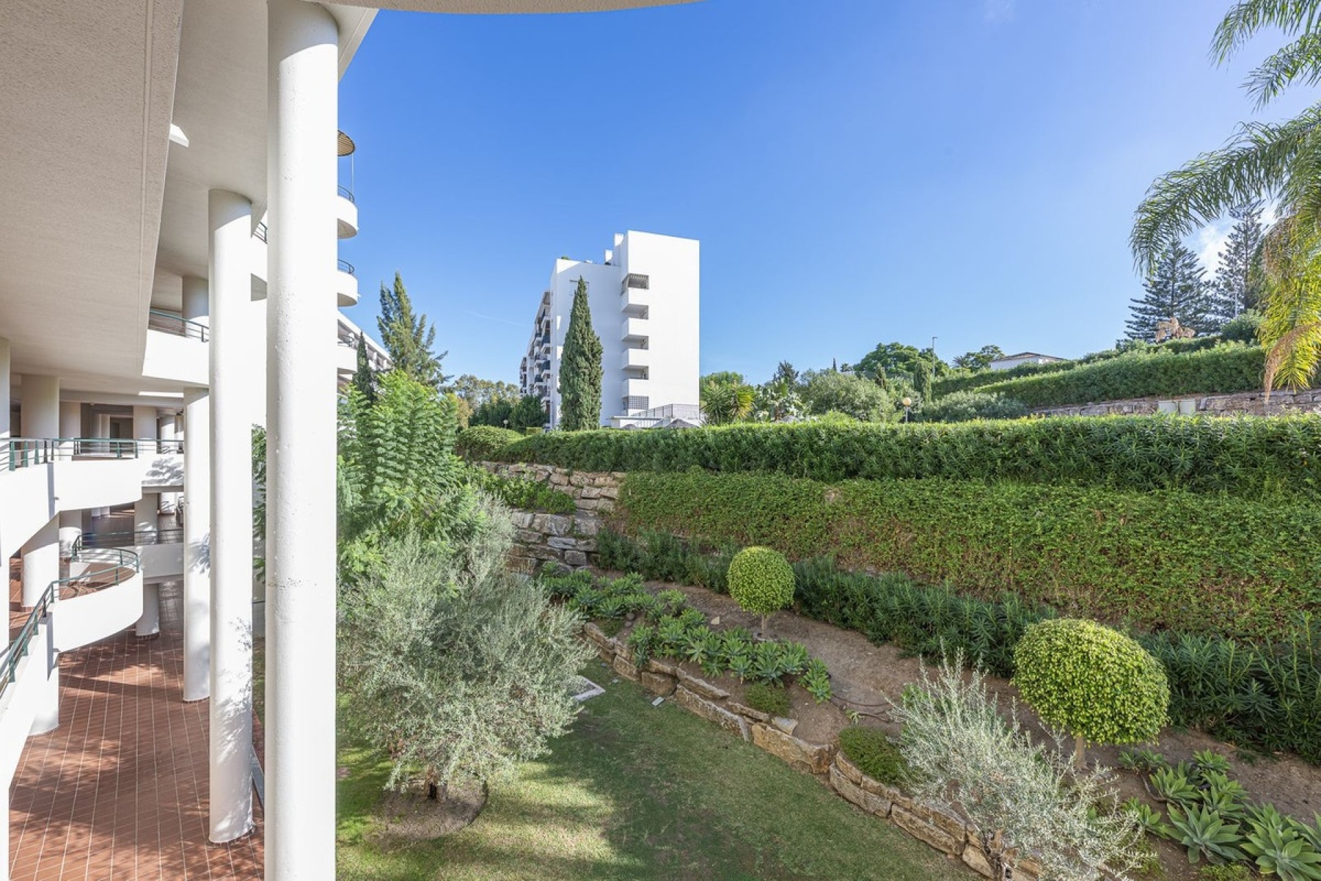 Wiederverkauf - apartment - Marbella - Guadalmina Alta