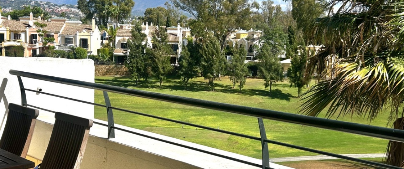 Wiederverkauf - apartment - Marbella - Guadalmina Alta