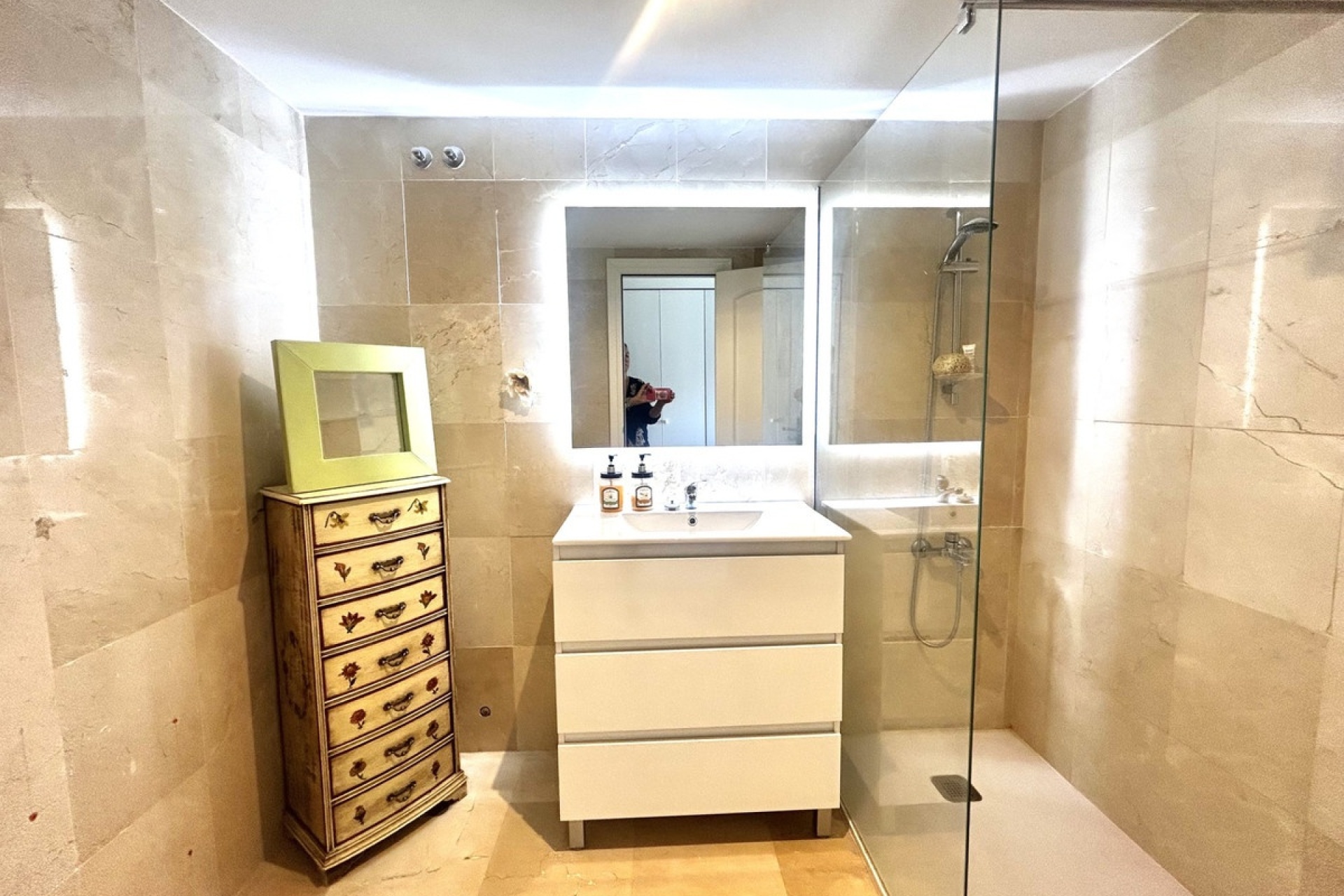 Wiederverkauf - apartment - Marbella - Guadalmina Alta