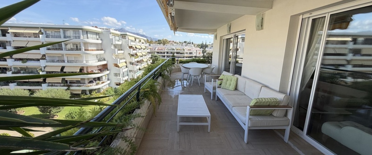 Wiederverkauf - apartment - Marbella - Guadalmina Alta