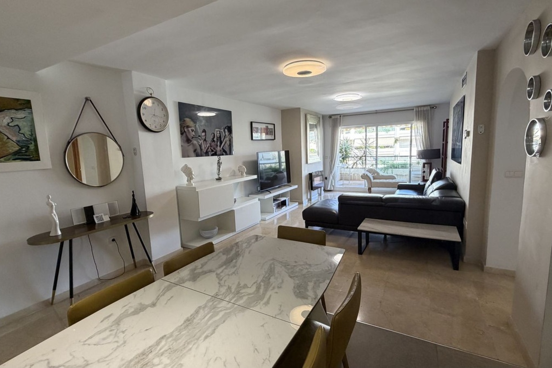 Wiederverkauf - apartment - Marbella - Guadalmina Alta