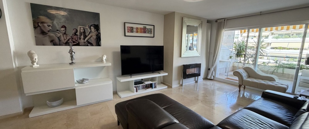 Wiederverkauf - apartment - Marbella - Guadalmina Alta
