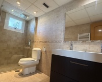 Wiederverkauf - apartment - Marbella - Guadalmina Alta