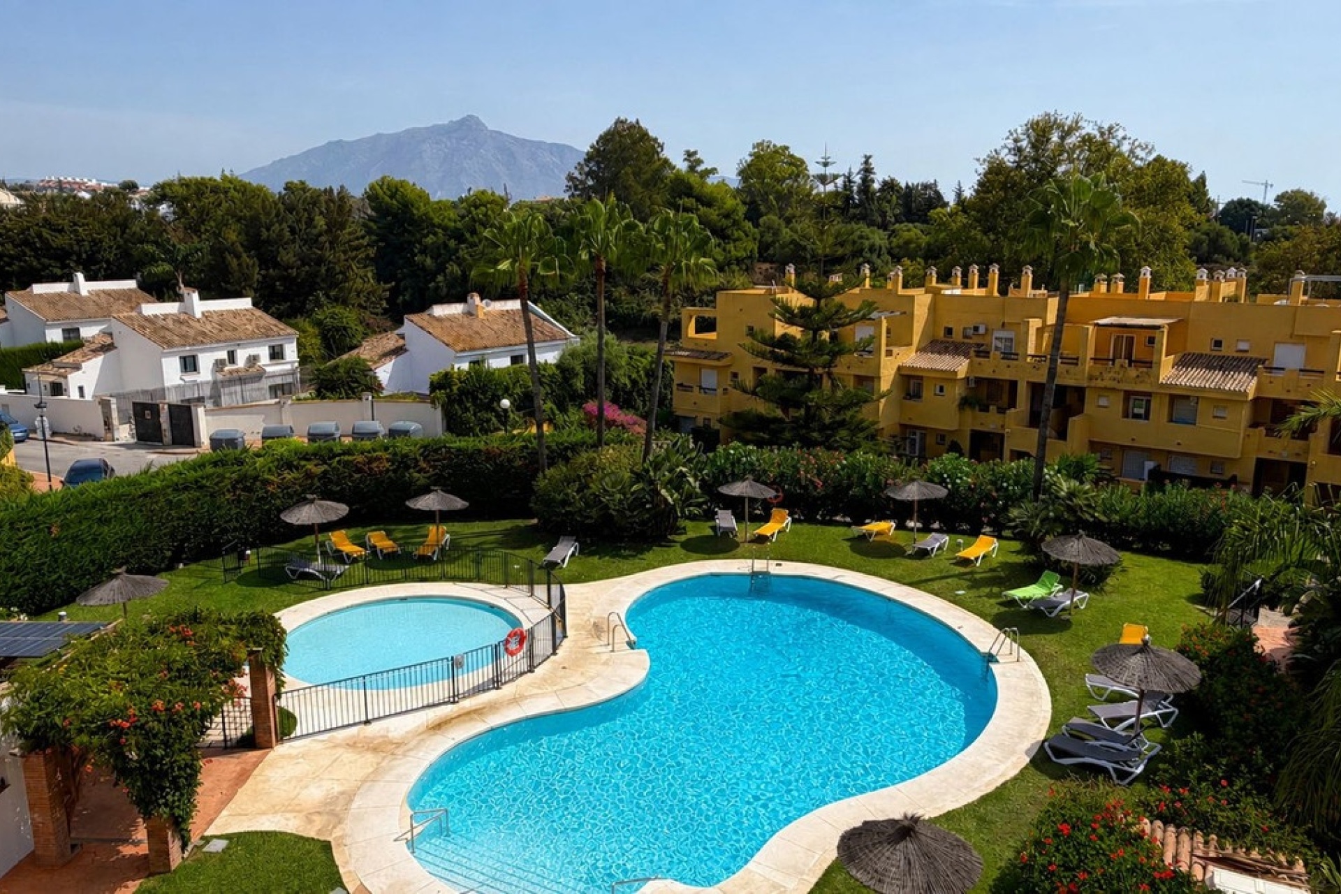 Wiederverkauf - apartment - Marbella - Guadalmina Alta
