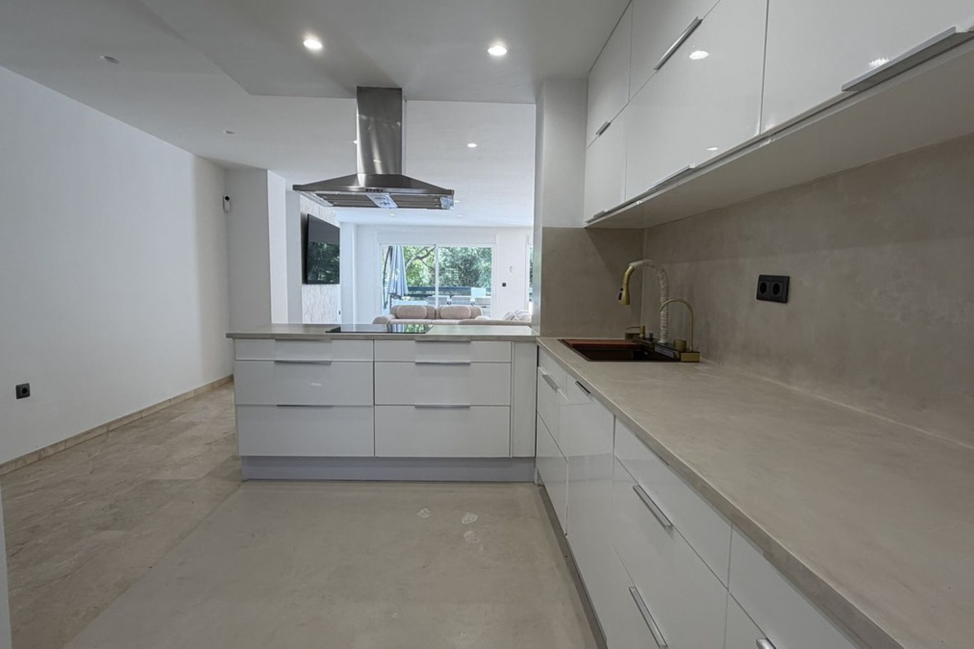Wiederverkauf - apartment - Marbella - Guadalmina Alta