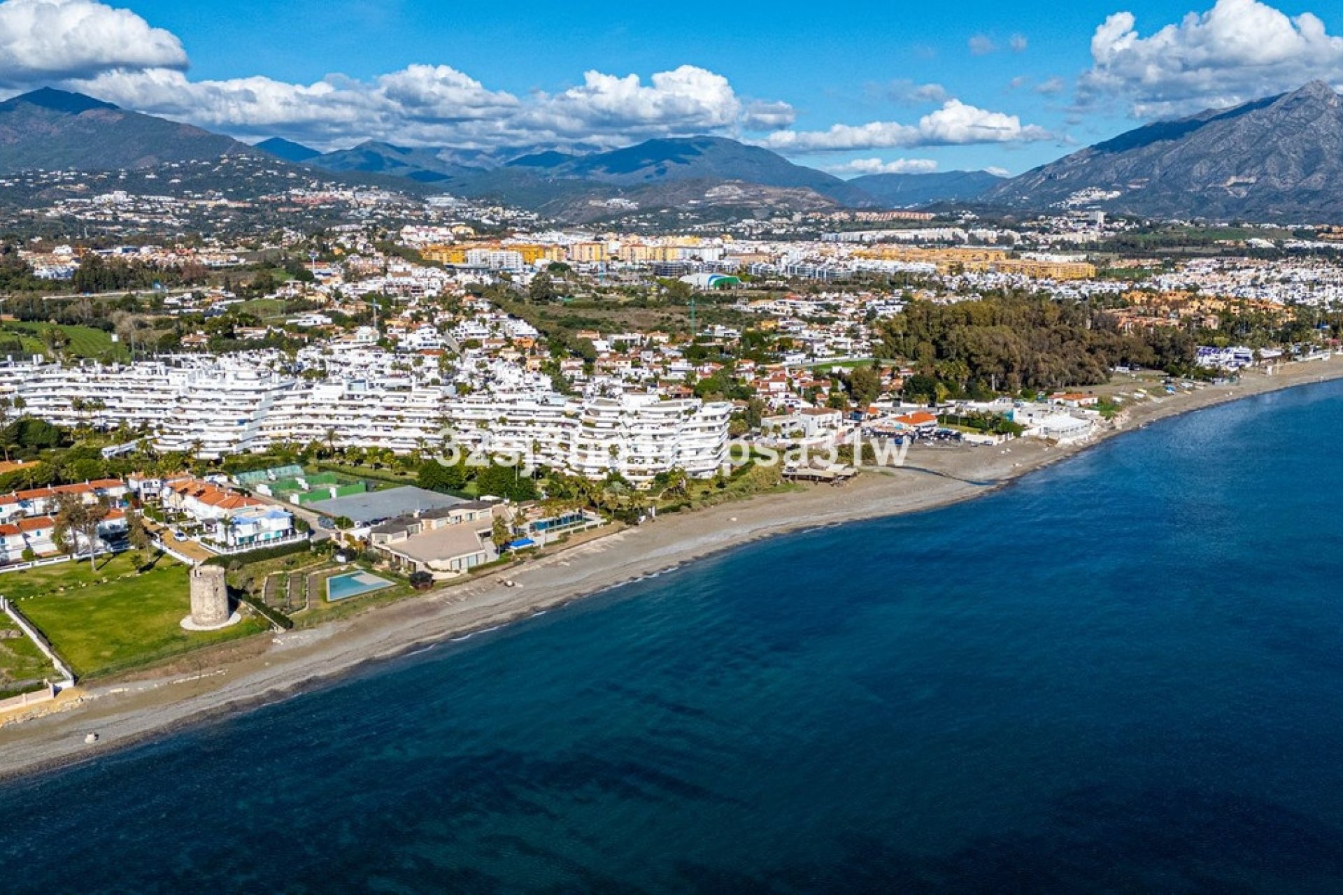 Wiederverkauf - apartment - Marbella - Guadalmina Baja
