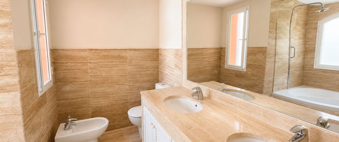 Wiederverkauf - apartment - Marbella - Guadalmina Baja