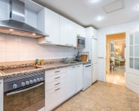 Wiederverkauf - apartment - Marbella - Guadalmina Baja