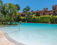 Wiederverkauf - apartment - Marbella - Guadalmina Baja