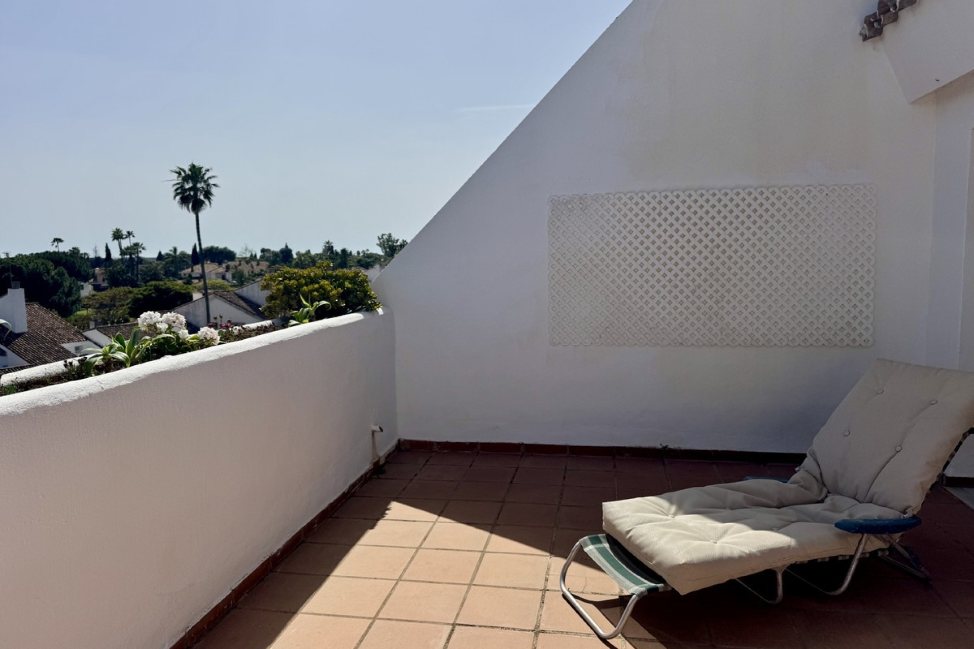 Wiederverkauf - apartment - Marbella - Guadalmina Baja
