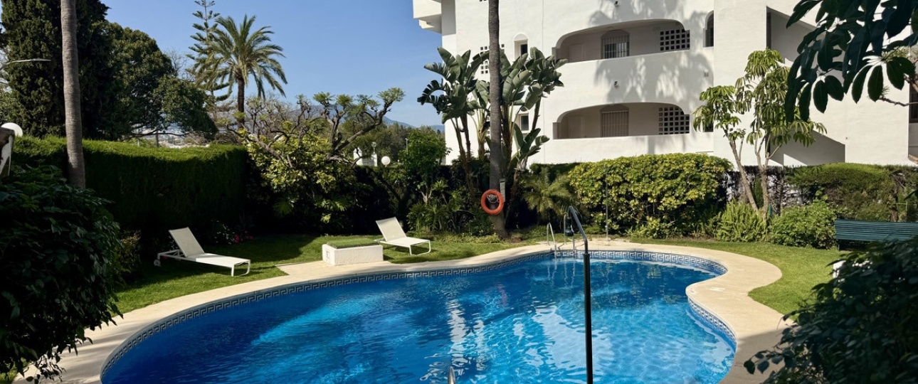 Wiederverkauf - apartment - Marbella - Guadalmina Baja