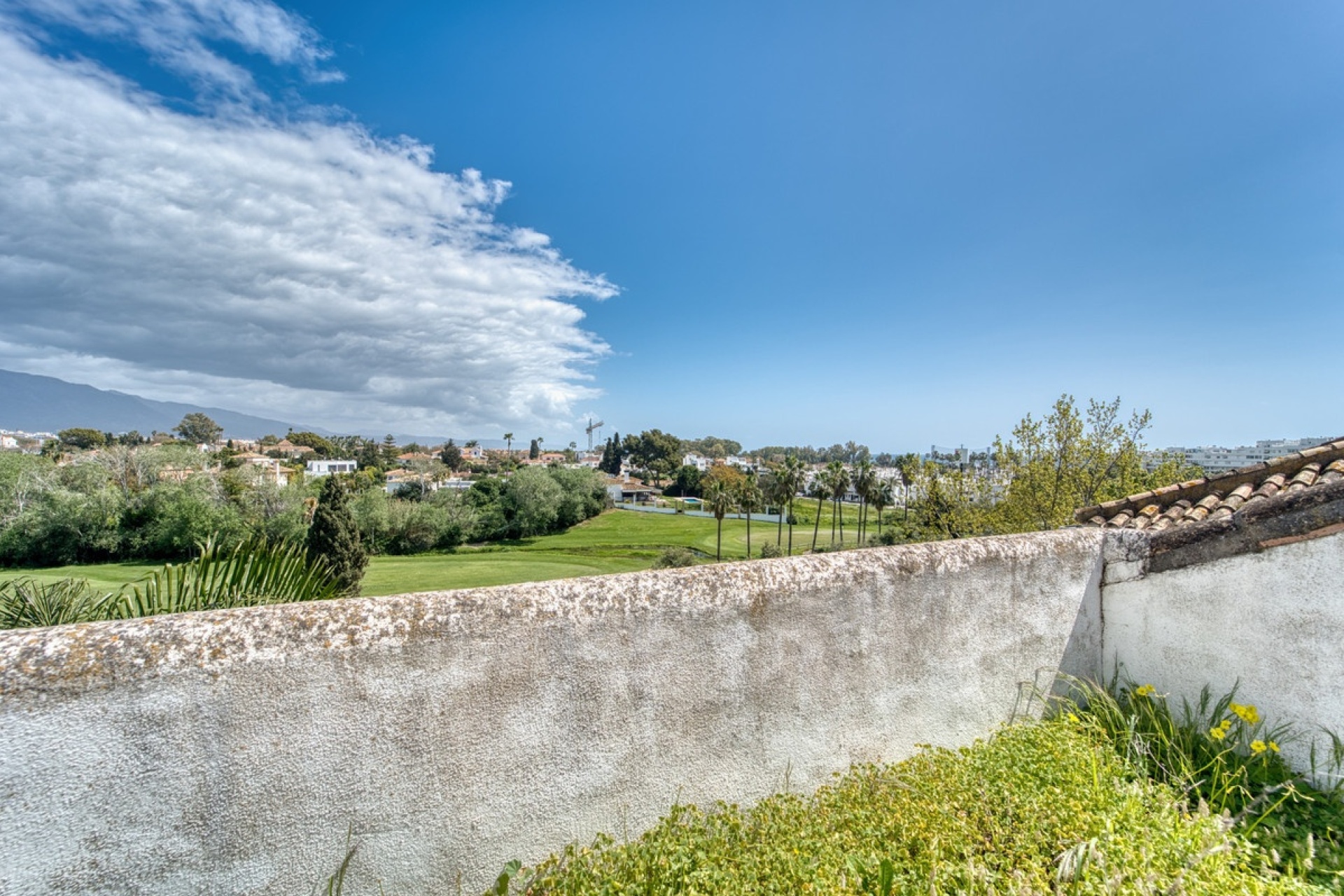 Wiederverkauf - apartment - Marbella - Guadalmina Baja