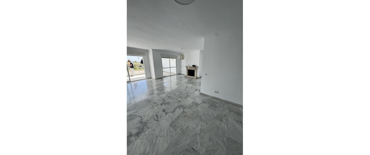 Wiederverkauf - apartment - Marbella - Guadalmina Baja