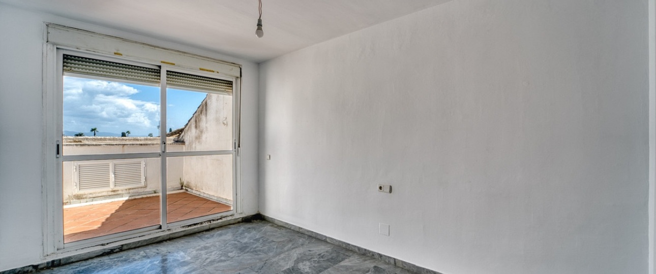 Wiederverkauf - apartment - Marbella - Guadalmina Baja