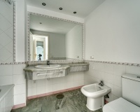 Wiederverkauf - apartment - Marbella - Guadalmina Baja