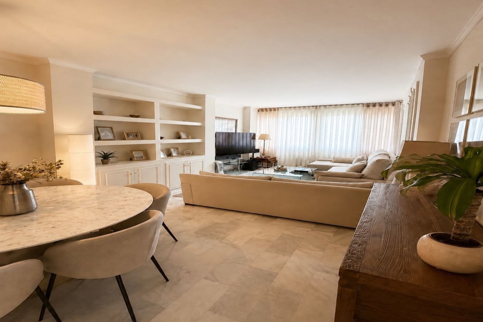Wiederverkauf - apartment - Marbella - Guadalmina Baja