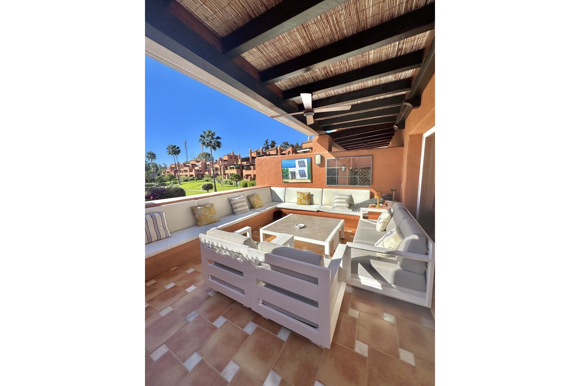 Wiederverkauf - apartment - Marbella - Guadalmina Baja
