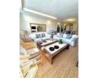 Wiederverkauf - apartment - Marbella - Guadalmina Baja